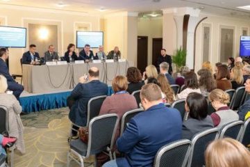 Участники форума пришли к выводу: печатной прессе быть